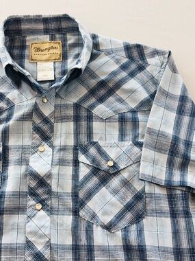Wrangler Authentics Shirt Men's Blue Plaid Short Sleeve Pockets Button Up Size L